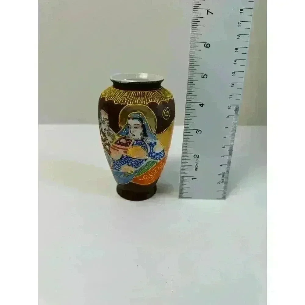 Vintage Satsuma Moriage Vase Japan Multi color 5” Signed Raised Gold Detail